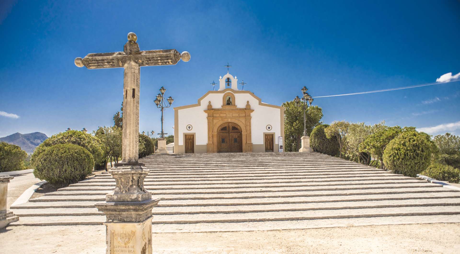 Descubre el lugar exacto donde crucificaron a Jesús de Nazaret y conoce su significado histórico Descubre el lugar exacto donde crucificaron a Jesús de Nazaret y conoce su significado histórico